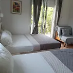 بيت ضيافة Isalos 4*