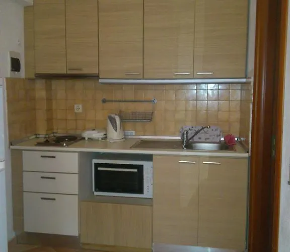 بيت ضيافة Isalos